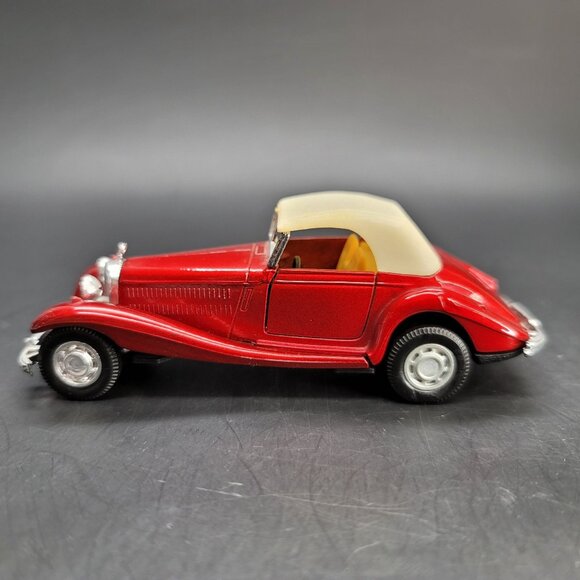Yatming Mercedes 540K Cabriolet Metallic Red Cream Convertible Car JR331 - Picture 14 of 16